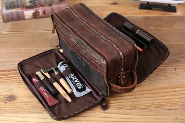 Unisex Toiletries And Cosmetics Travel Kit