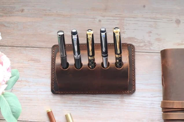 Desktop Pen Stand